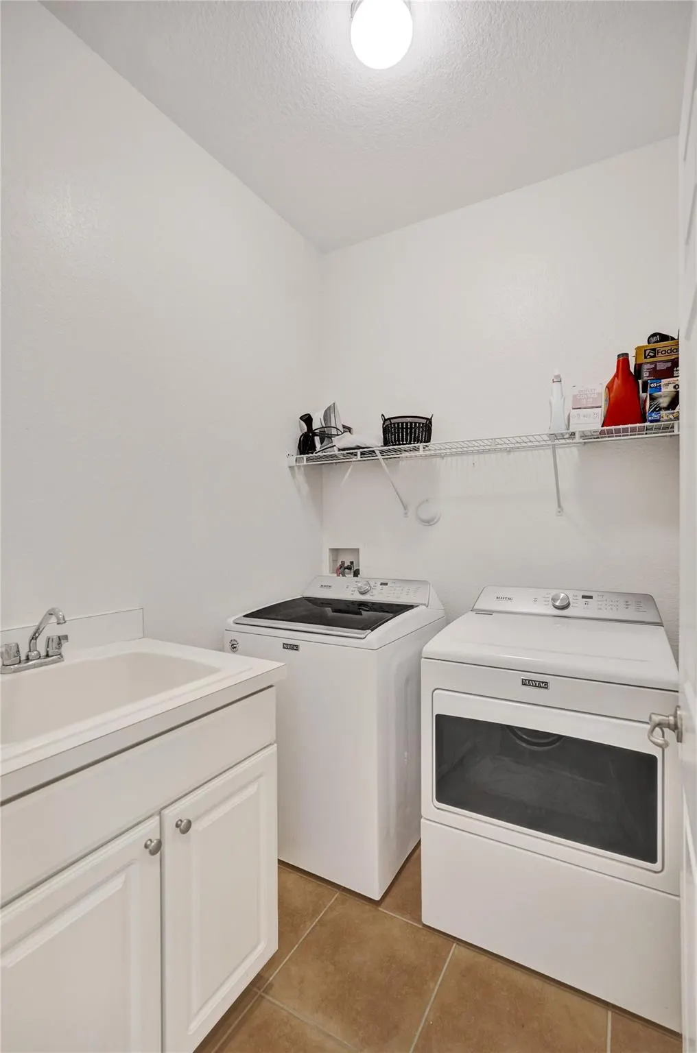 228 SW 6th Ct