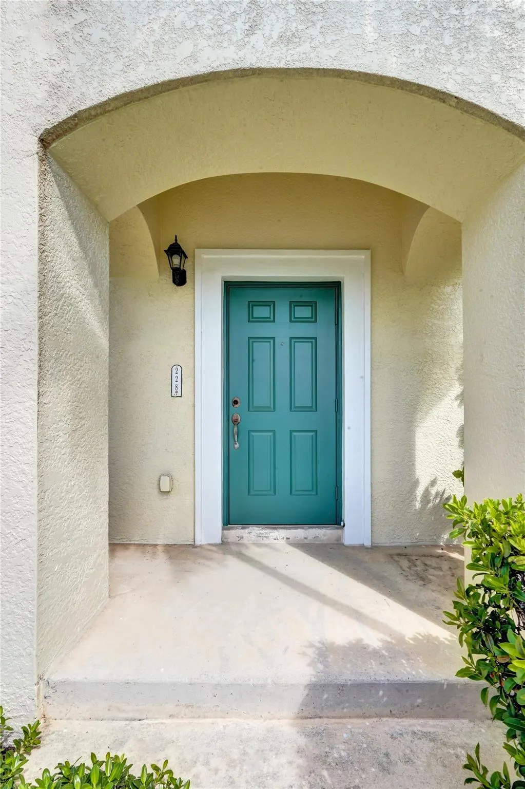 228 SW 6th Ct