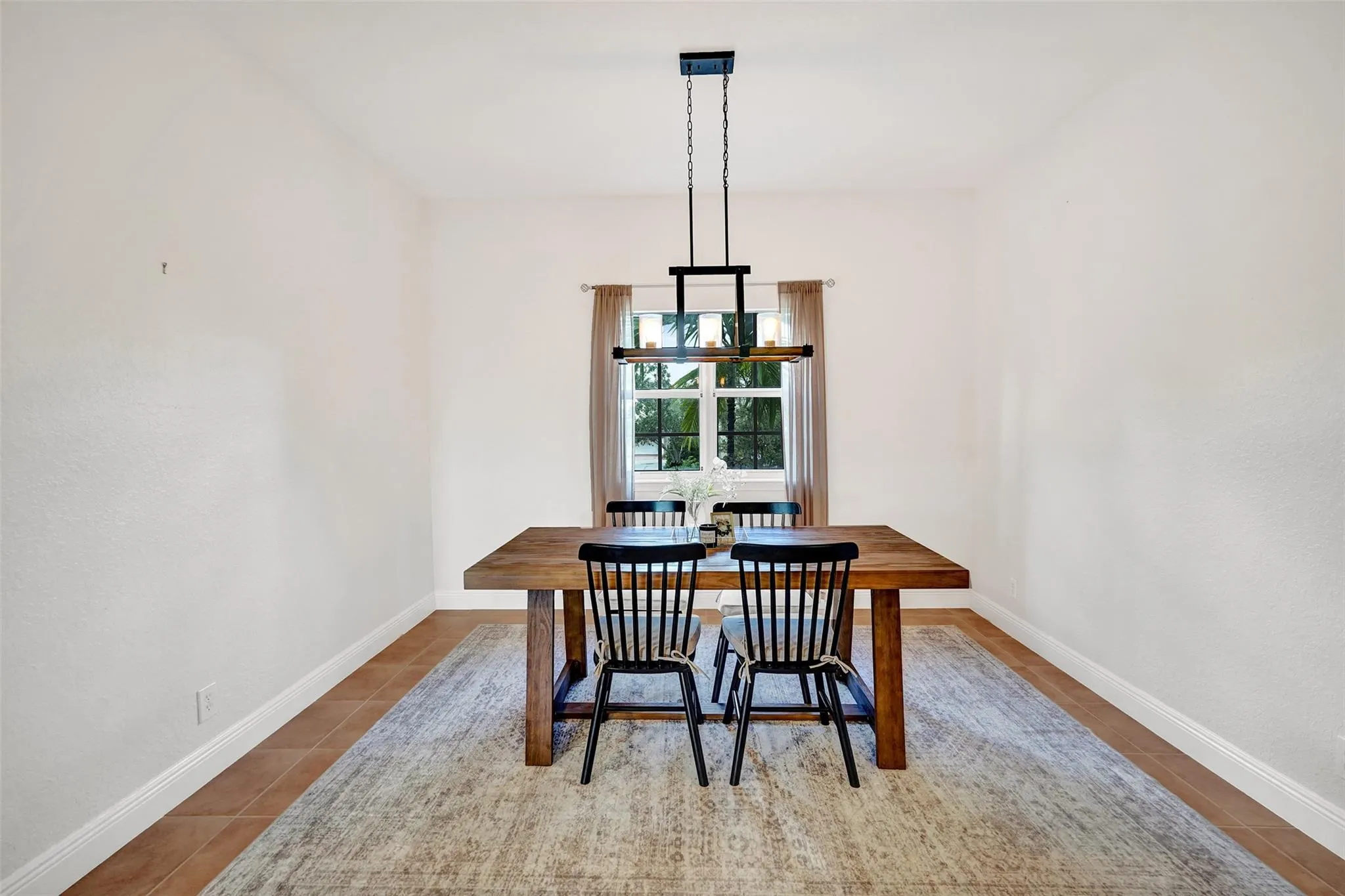 228 SW 6th Ct