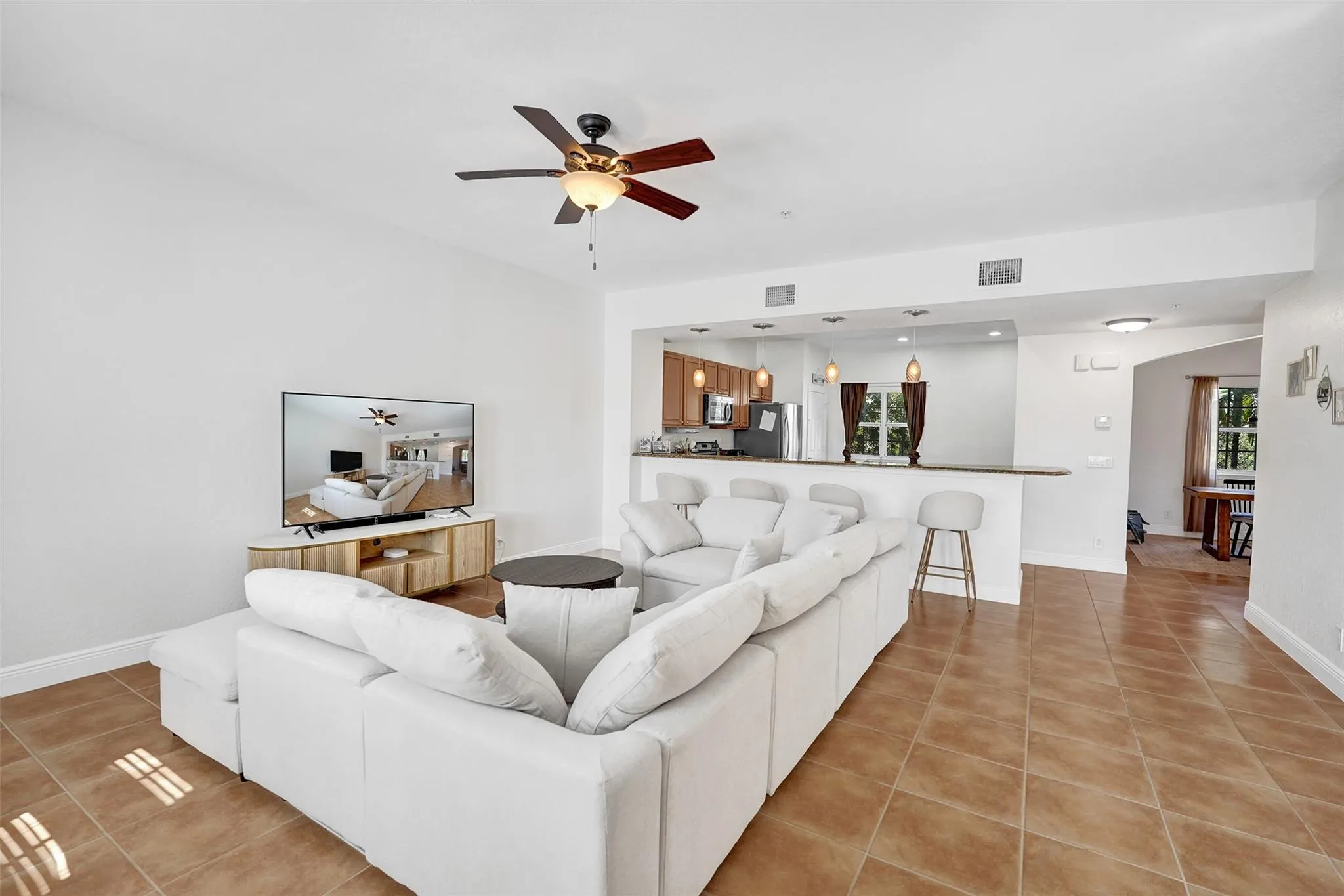 228 SW 6th Ct