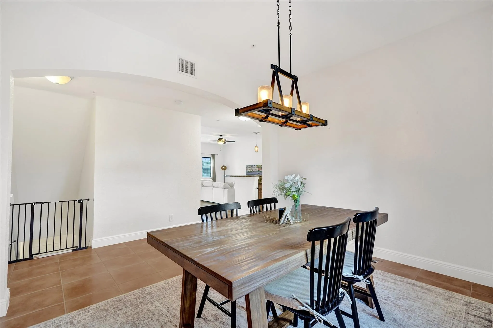 228 SW 6th Ct