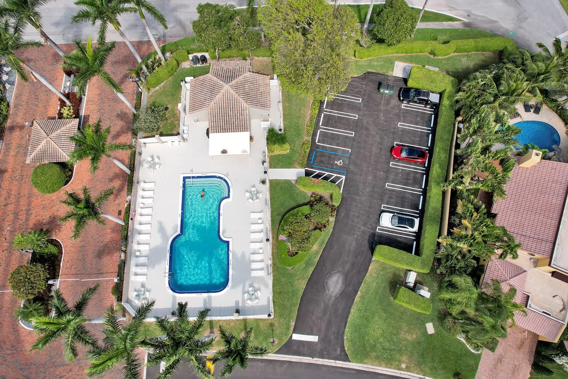 3578 Commodore Cir