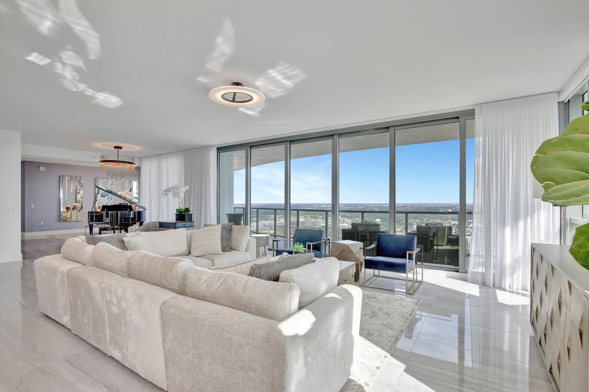 100 E Las Olas Blvd, #4301