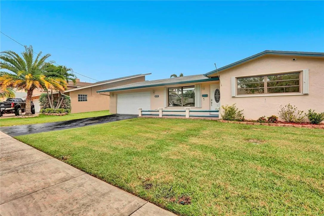 5170 SW 89th Ter