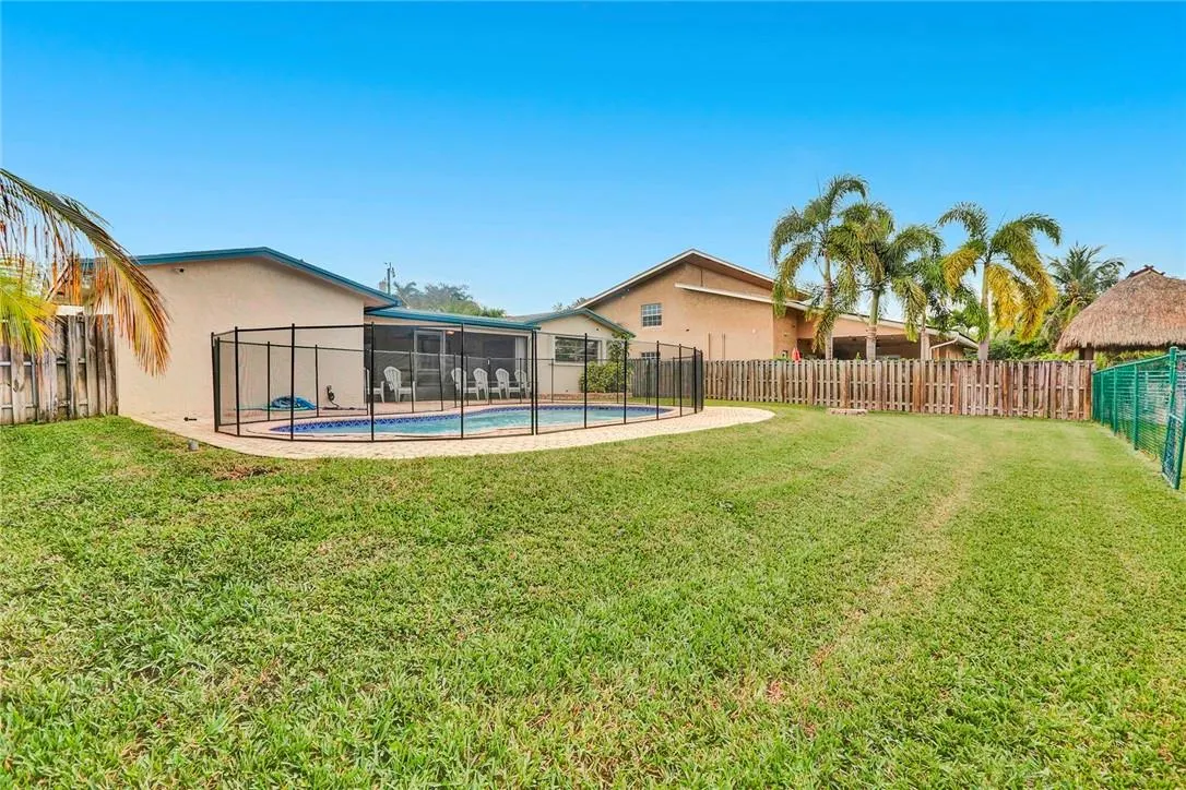 5170 SW 89th Ter