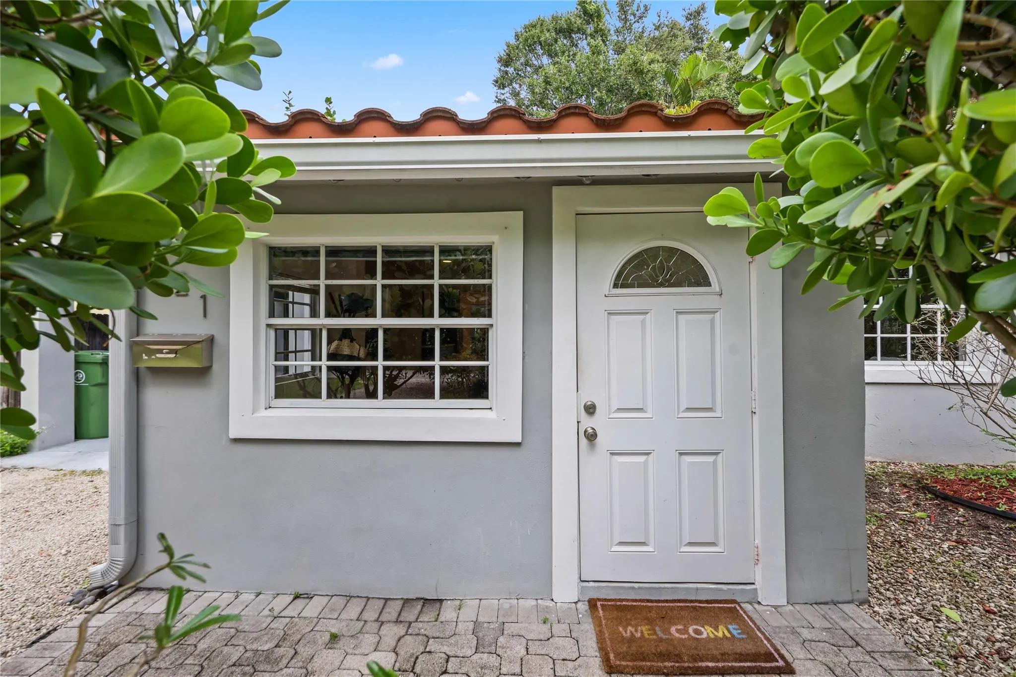 421 SW 12th Ct