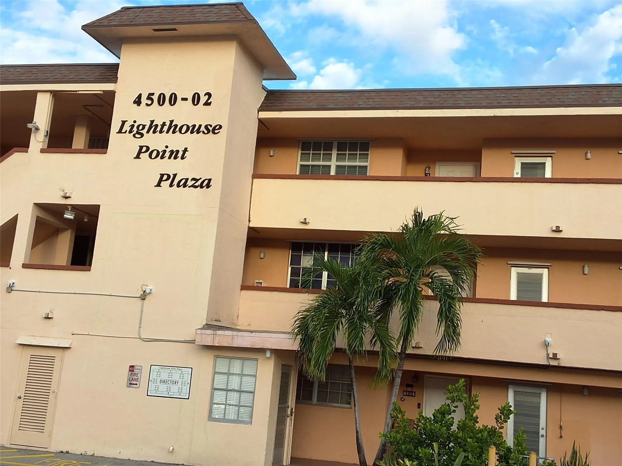 4500 N Federal Hwy, #121C