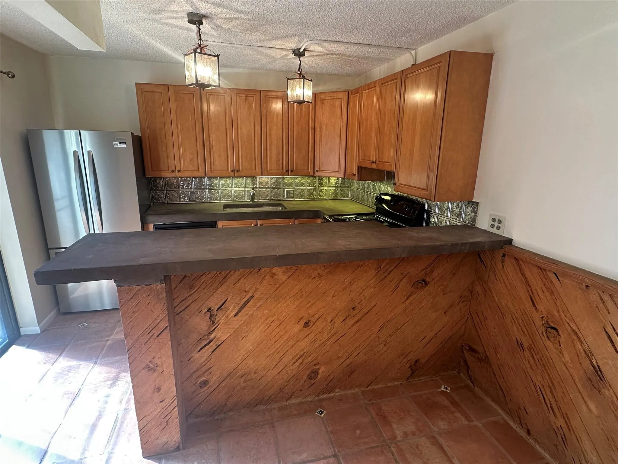 5748 SE Riverboat Dr