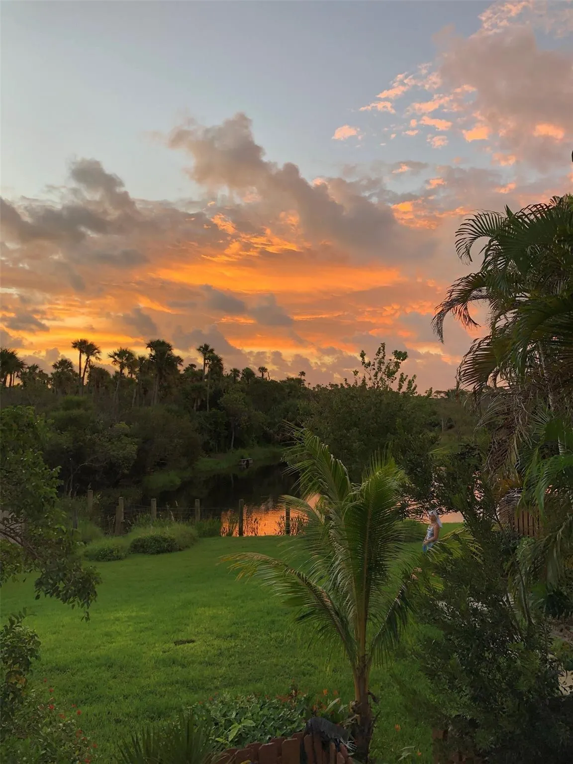 5748 SE Riverboat Dr