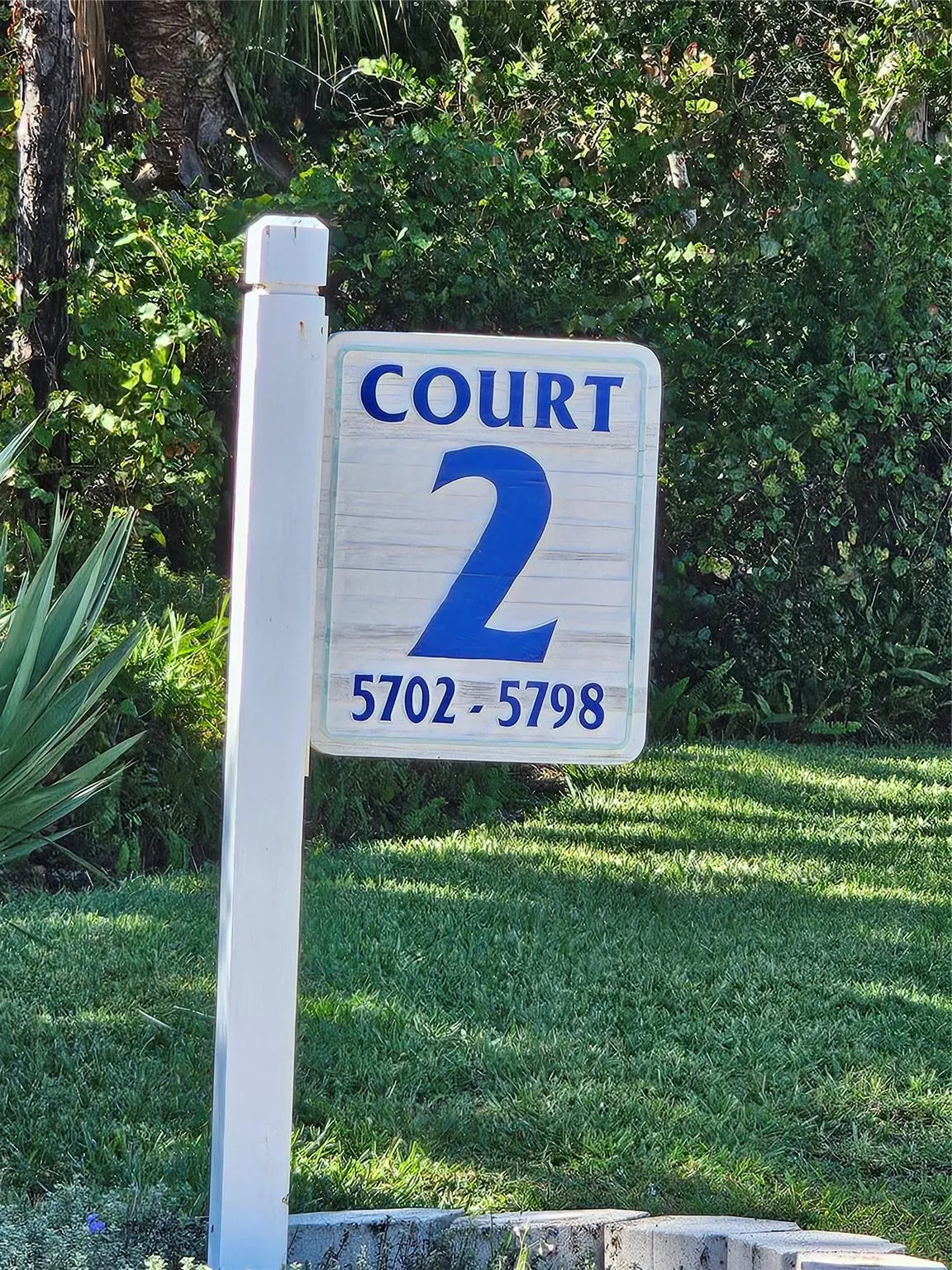 5748 SE Riverboat Dr