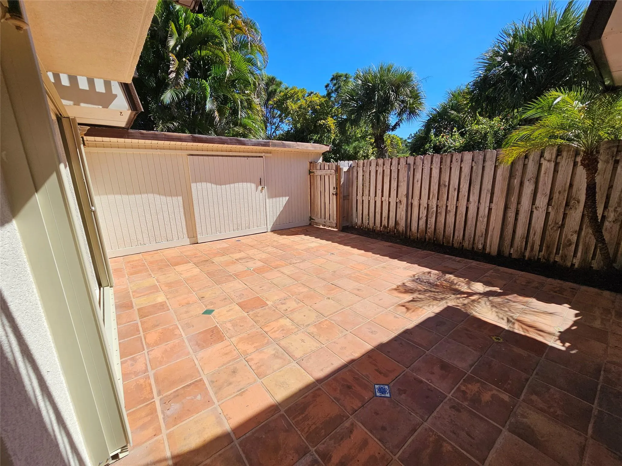 5748 SE Riverboat Dr