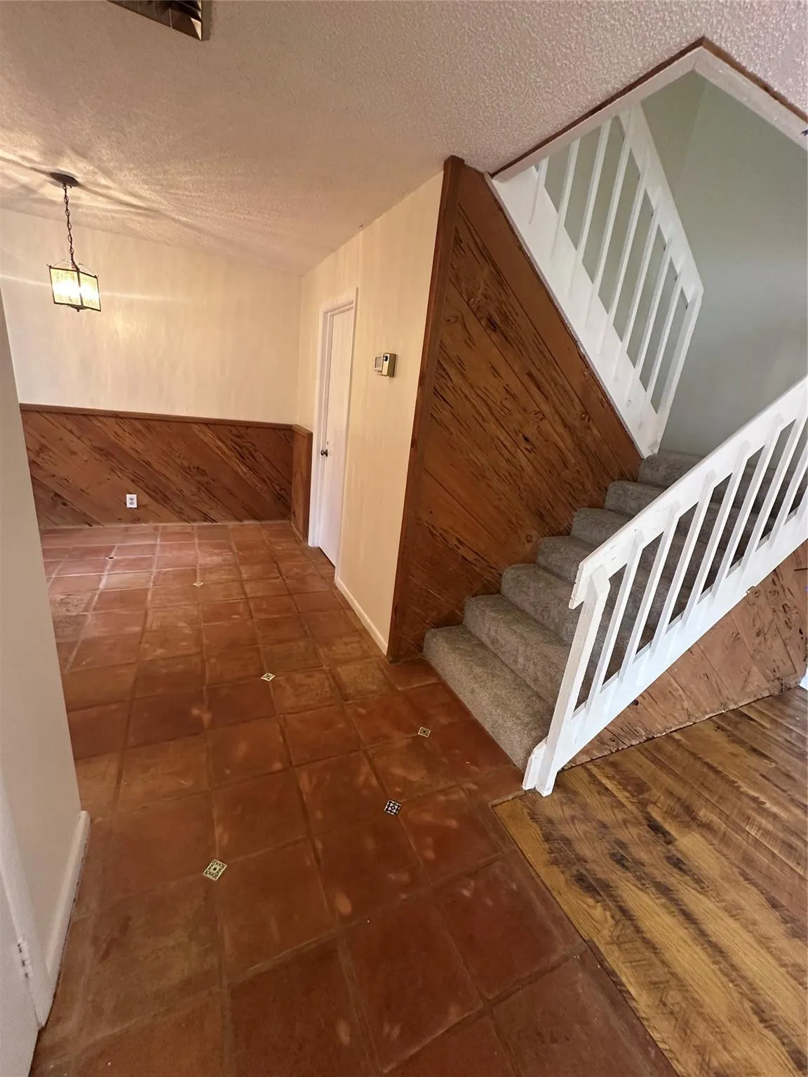 5748 SE Riverboat Dr