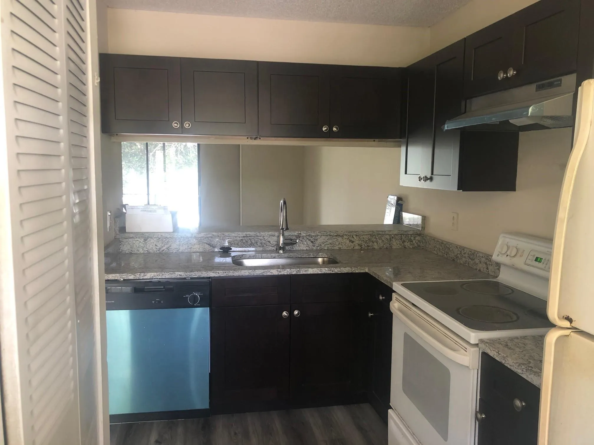 3700 NW 116th Ter
