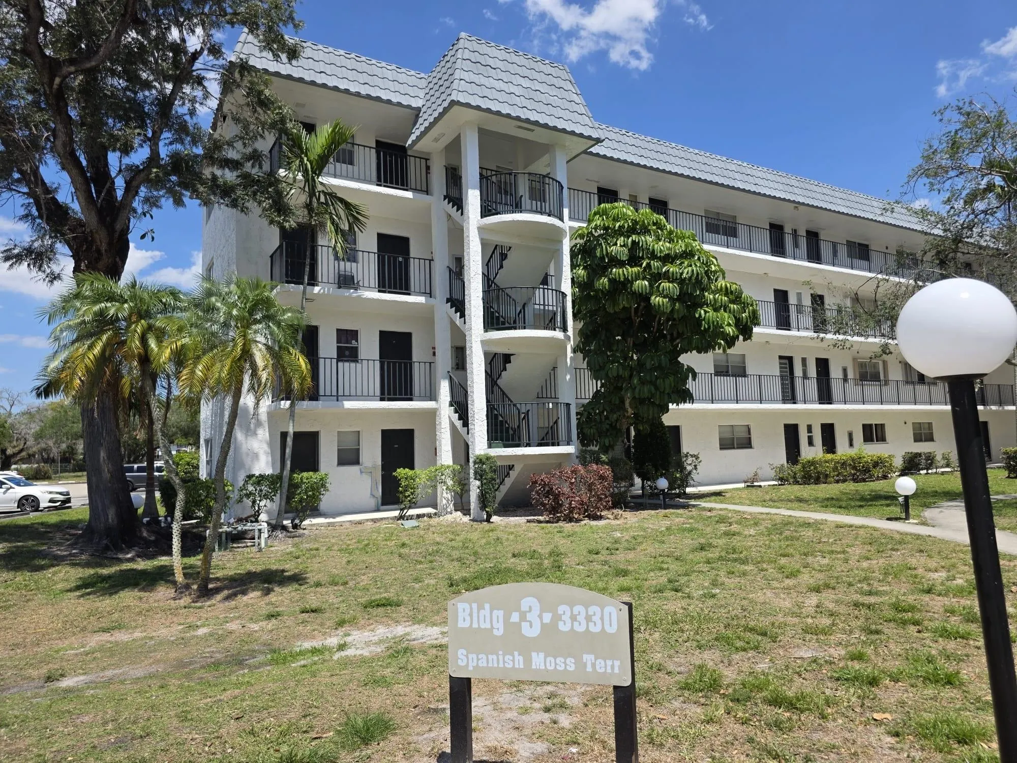 3330 Spanish Moss Ter, #113