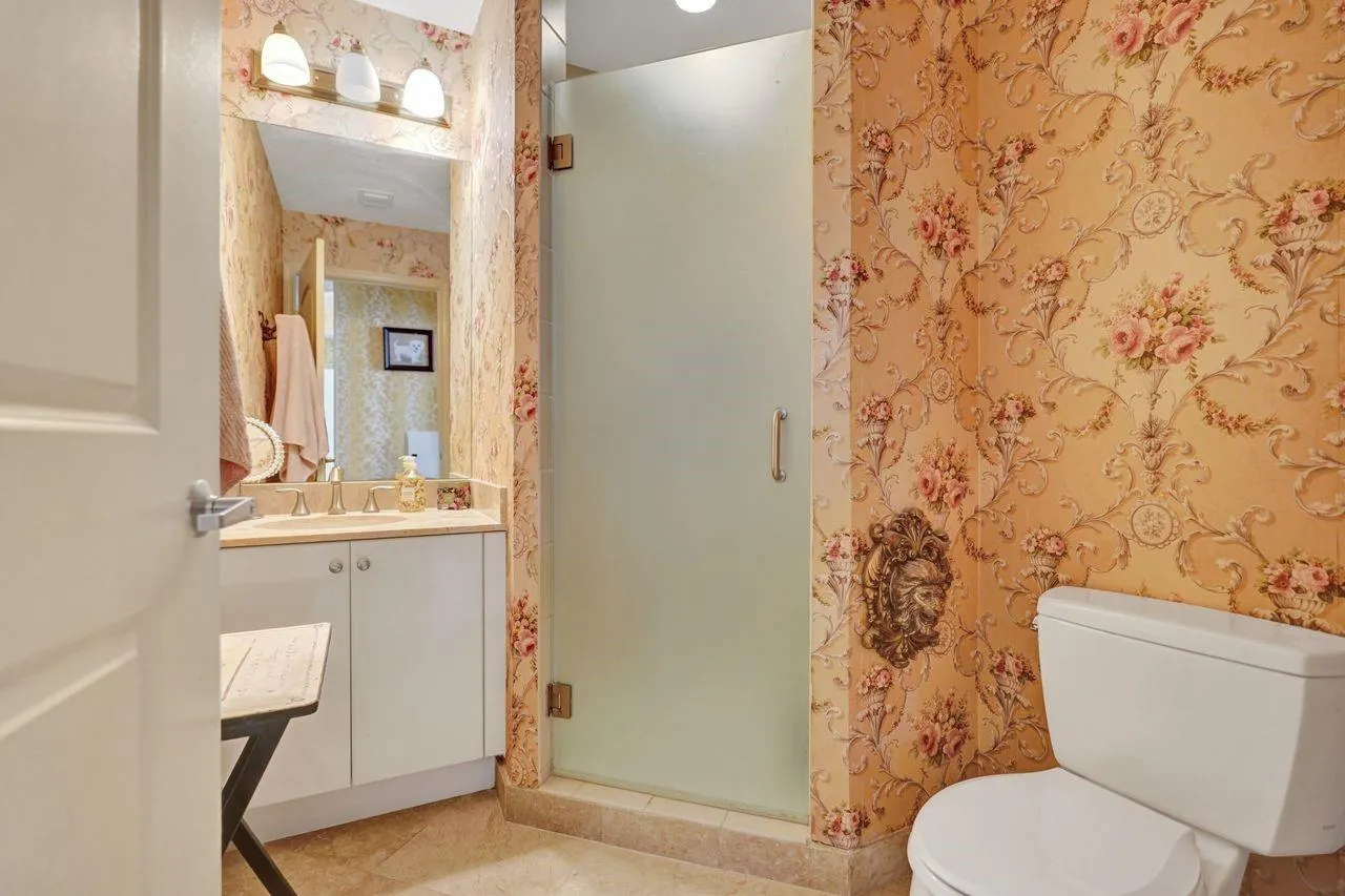 701 S Olive Avenue, #1214