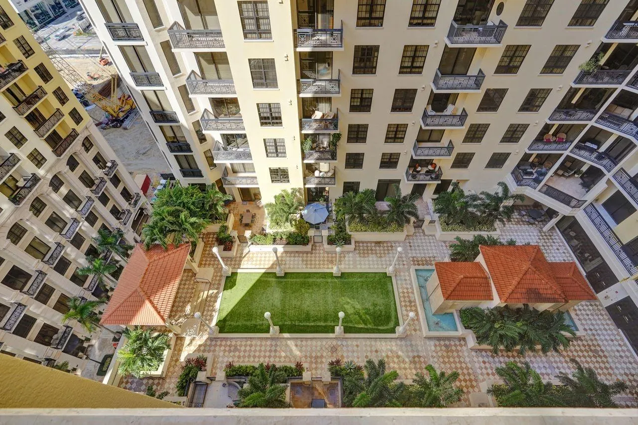 701 S Olive Avenue, #1214