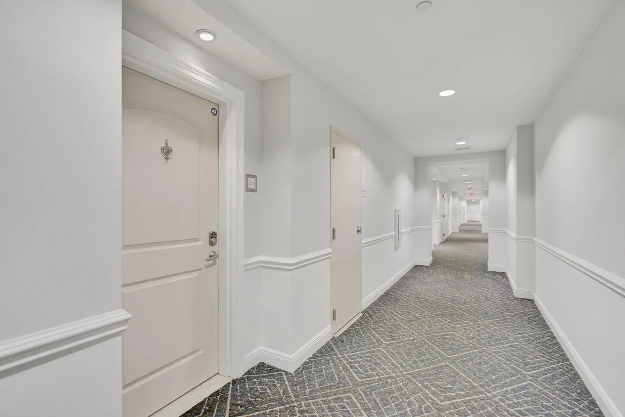 701 S Olive Avenue, #1214