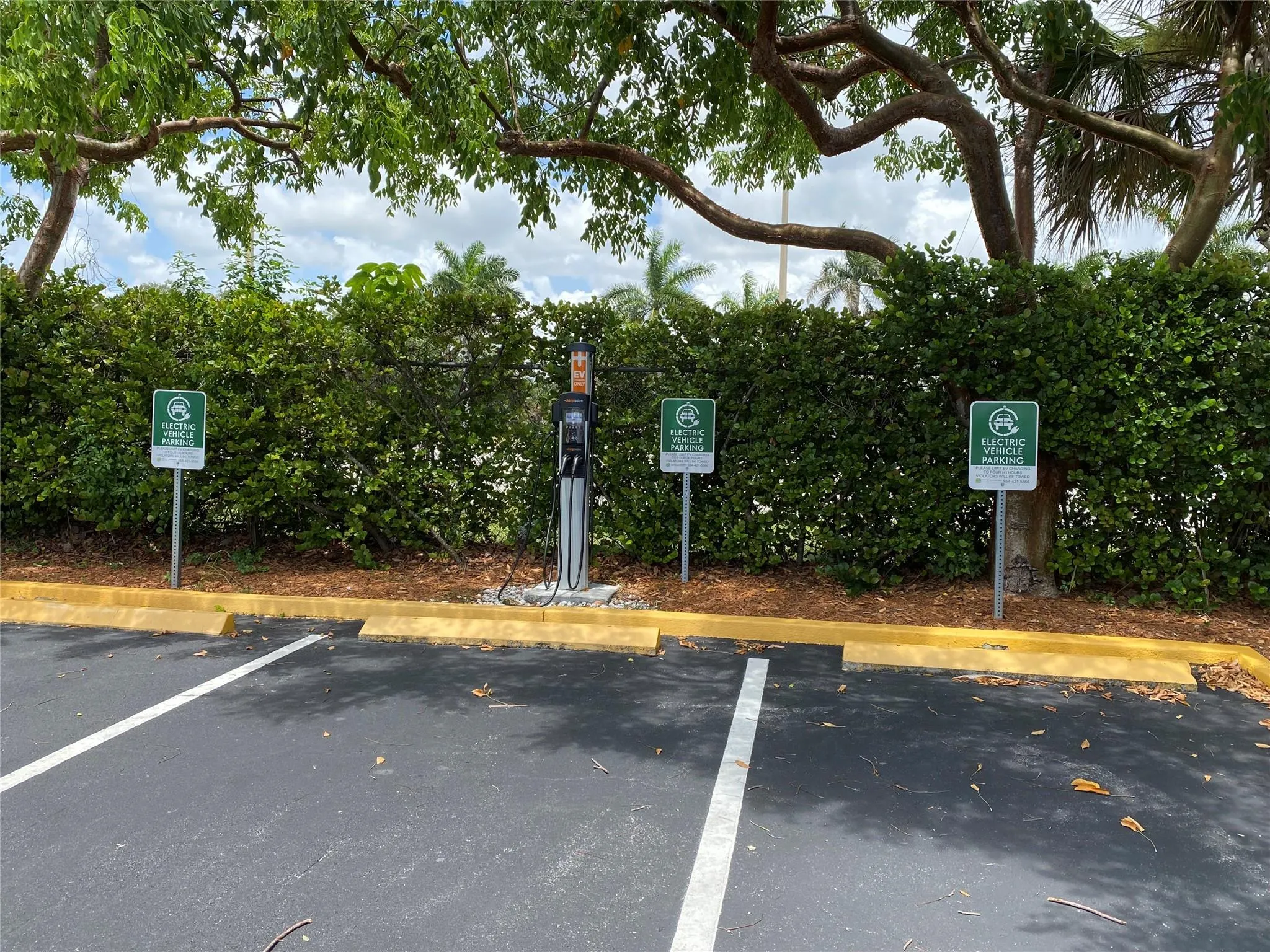 327 Richmond C, #327