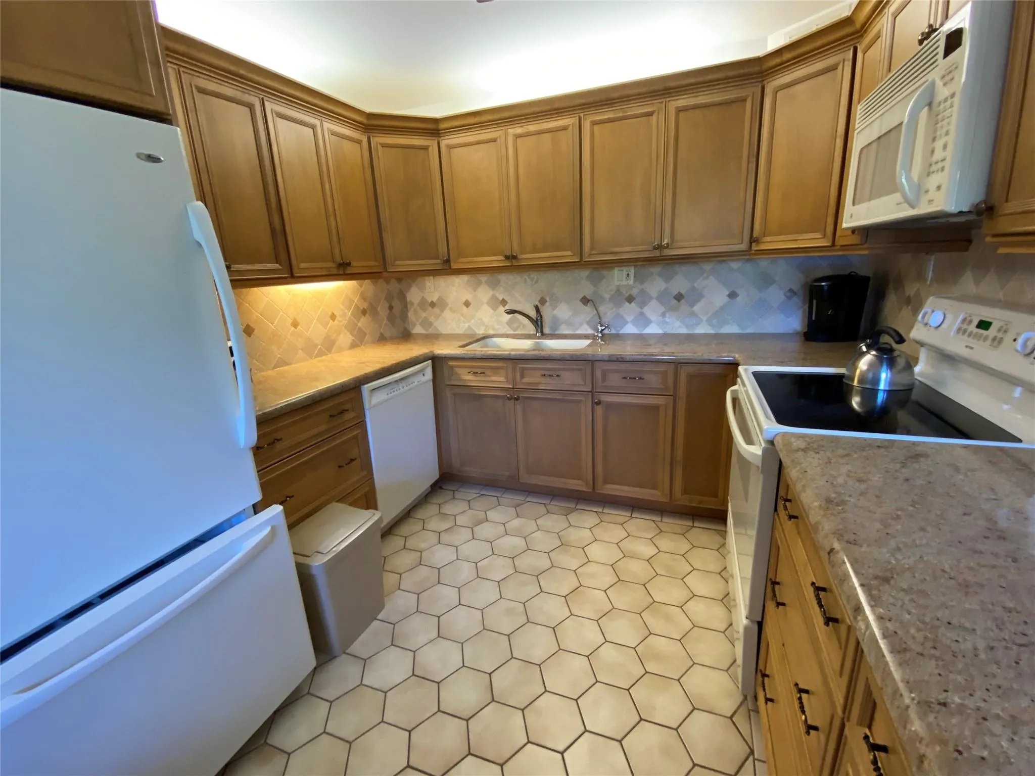 327 Richmond C, #327