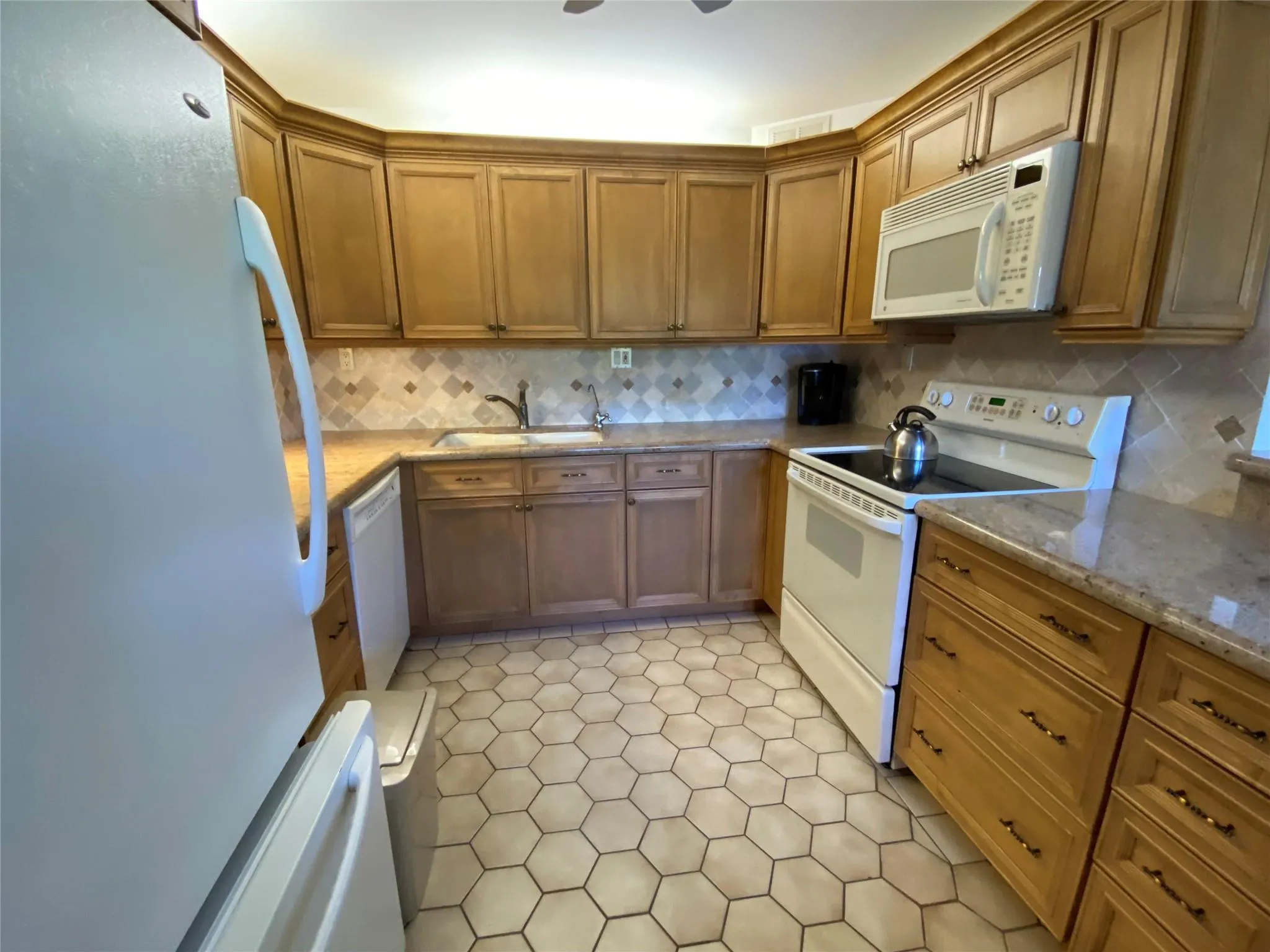 327 Richmond C, #327