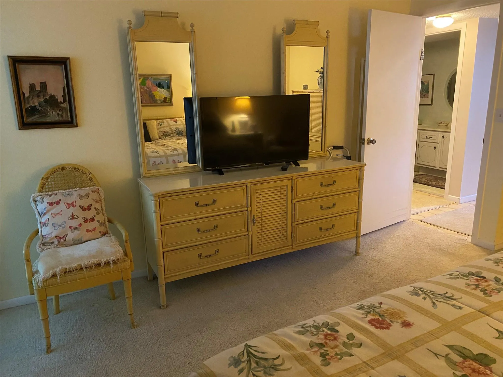 327 Richmond C, #327