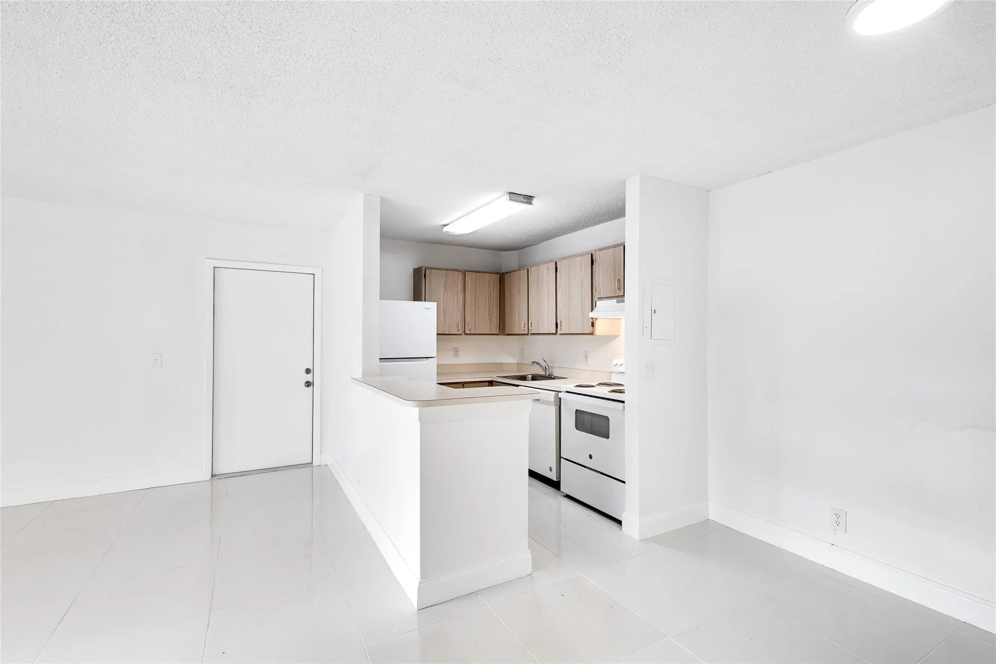 10773 Cleary Blvd, #104