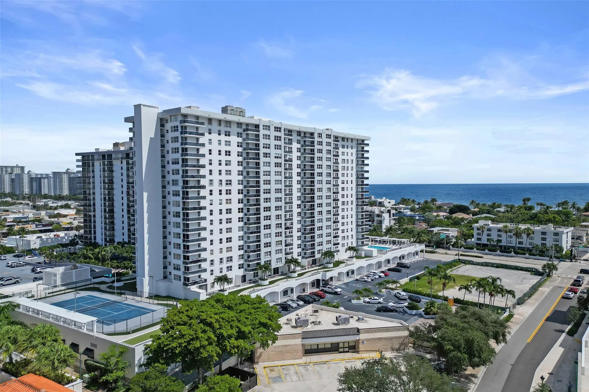 3015 N Ocean Blvd., #15F