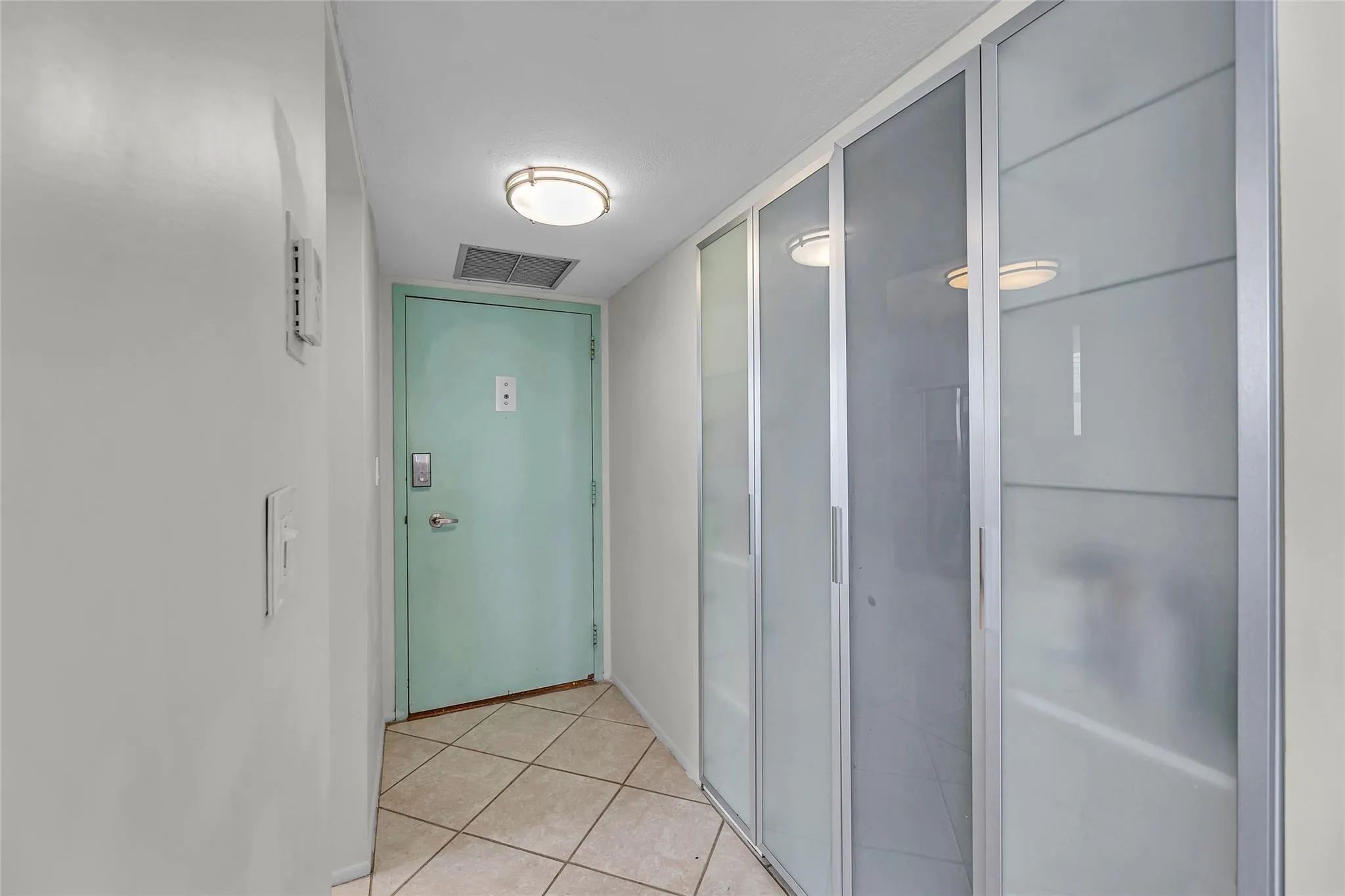 3015 N Ocean Blvd., #15F