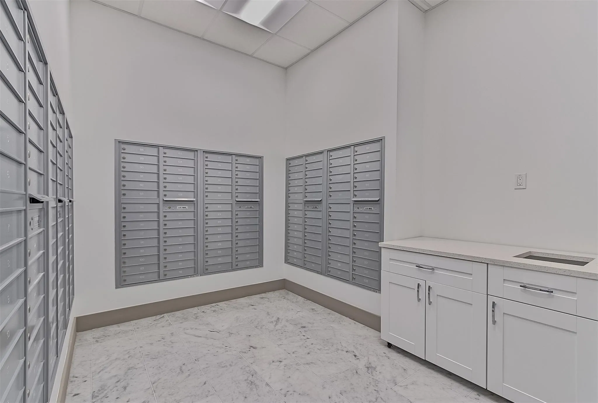 3015 N Ocean Blvd., #15F