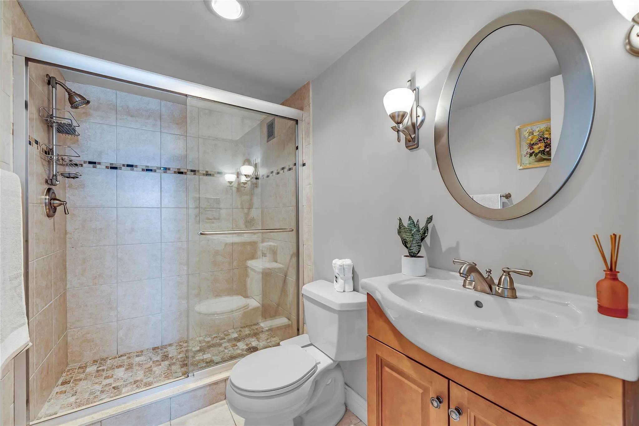 3015 N Ocean Blvd., #15F