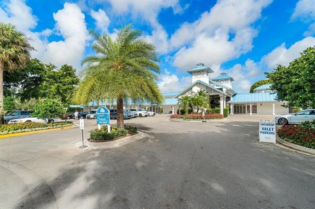 479 Deer Creek Wildwood Lane E