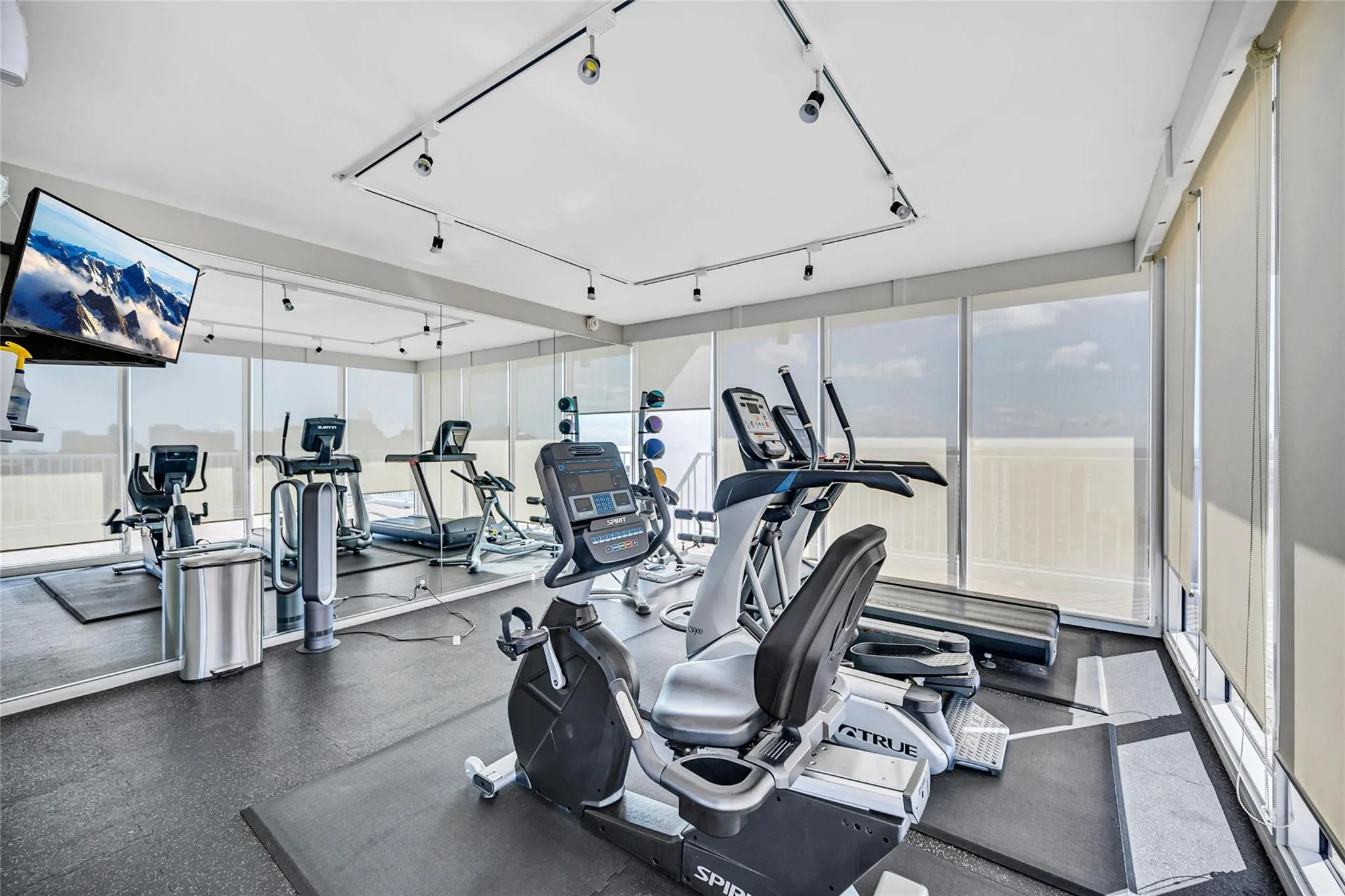 2800 E Sunrise Blvd, #5B