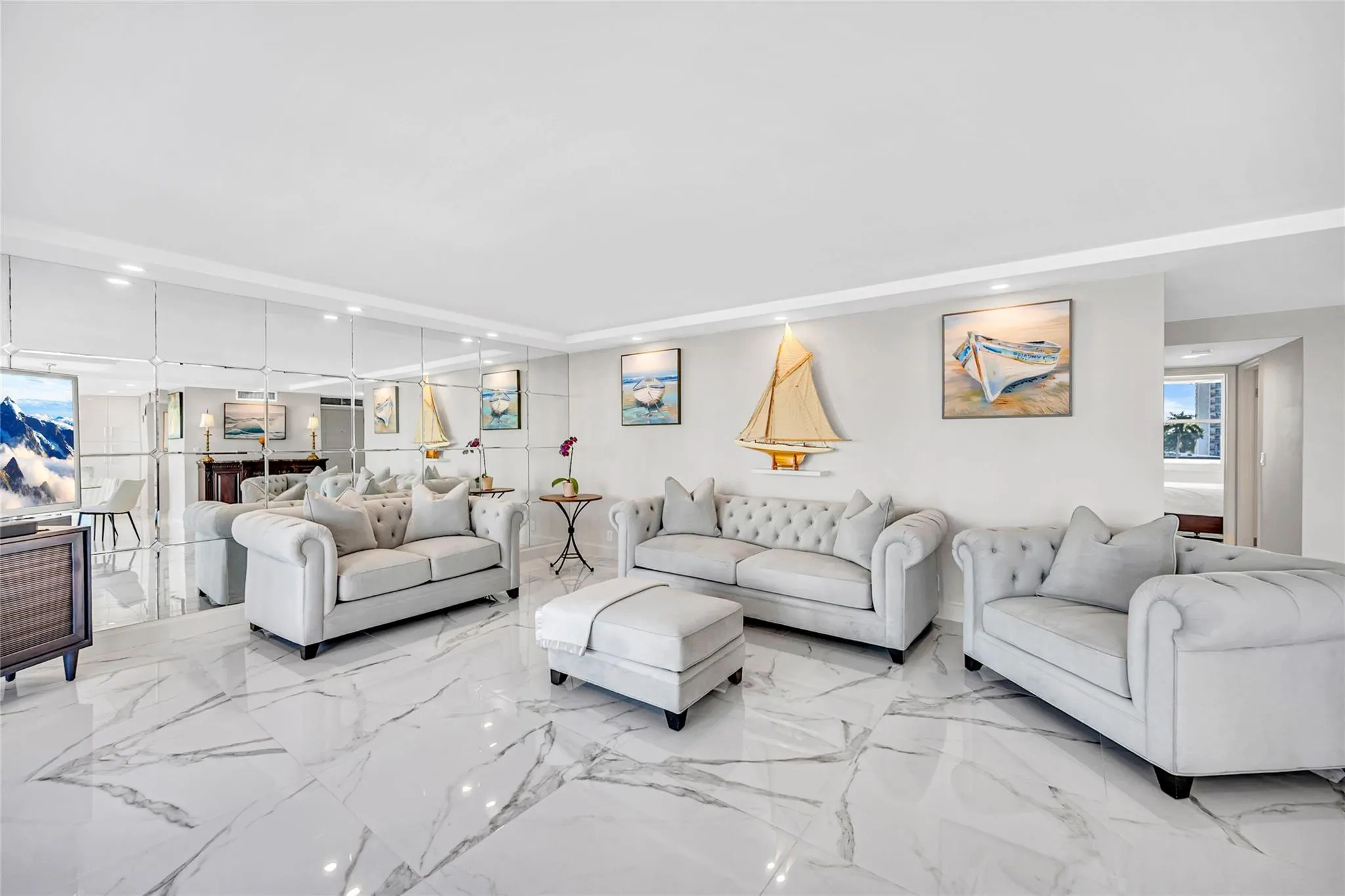 2800 E Sunrise Blvd, #5B