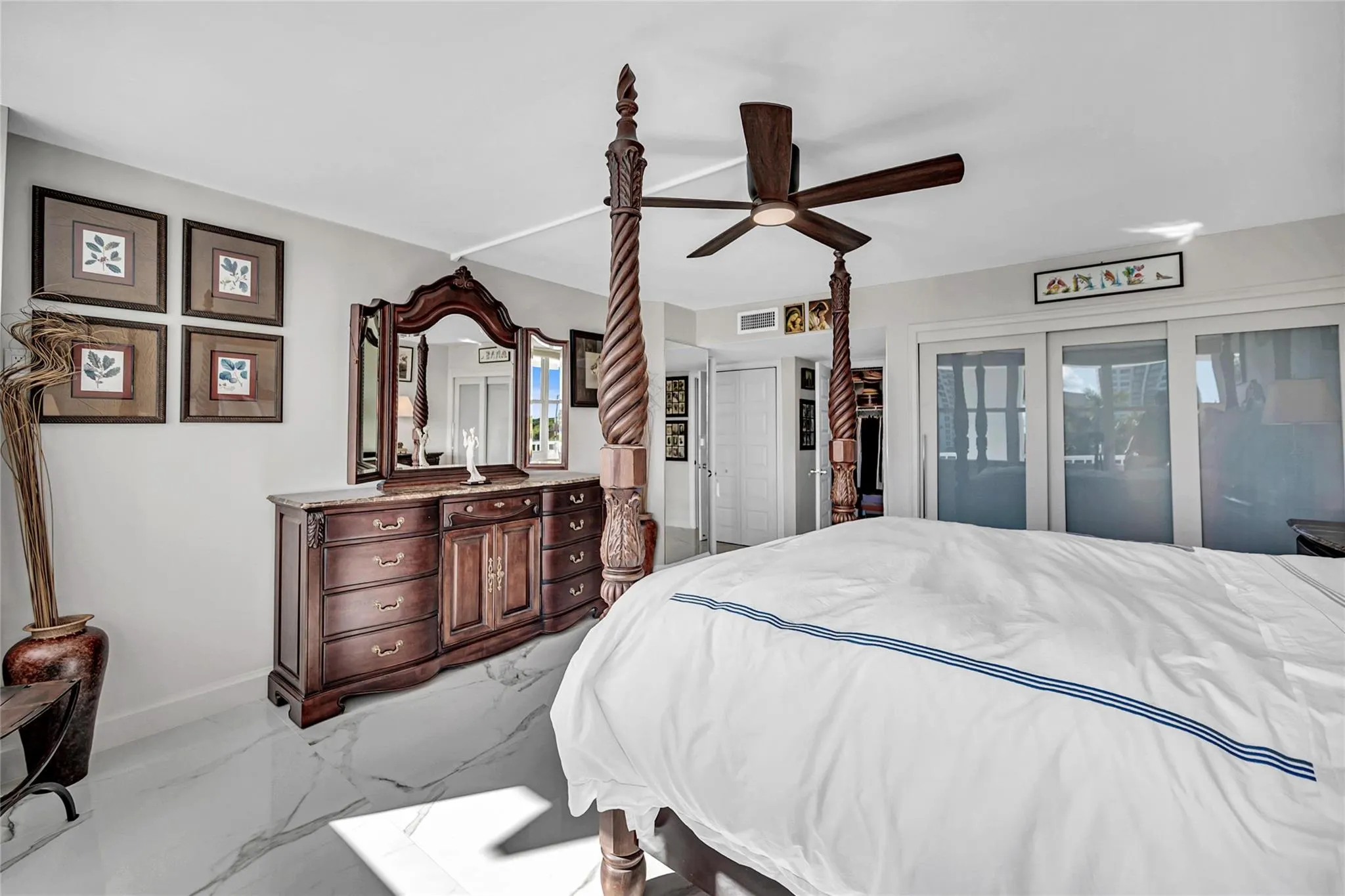 2800 E Sunrise Blvd, #5B