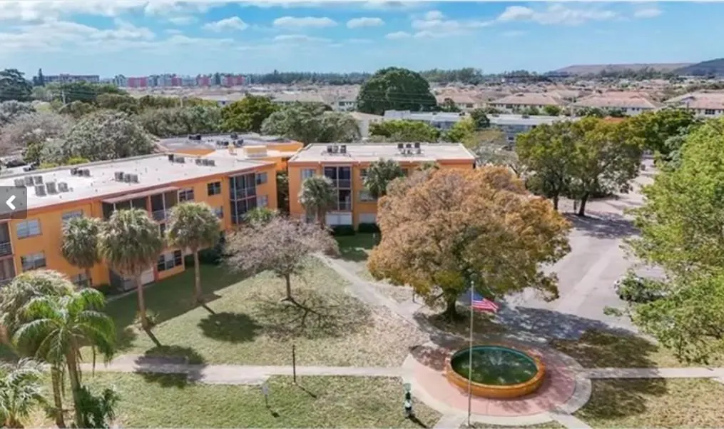 4304 NW 9th Ave, #2-3C