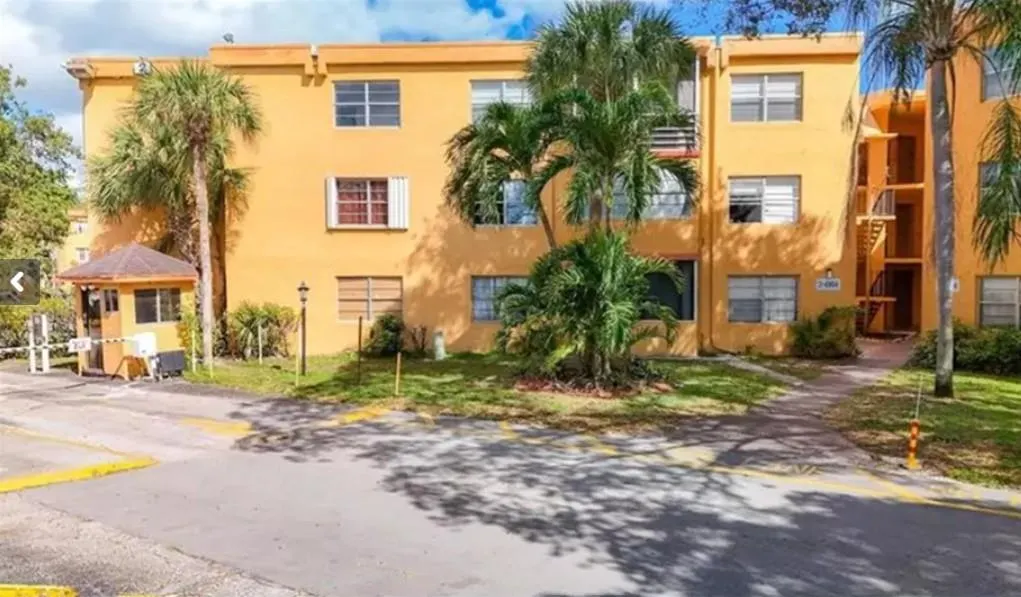 4304 NW 9th Ave, #2-3C