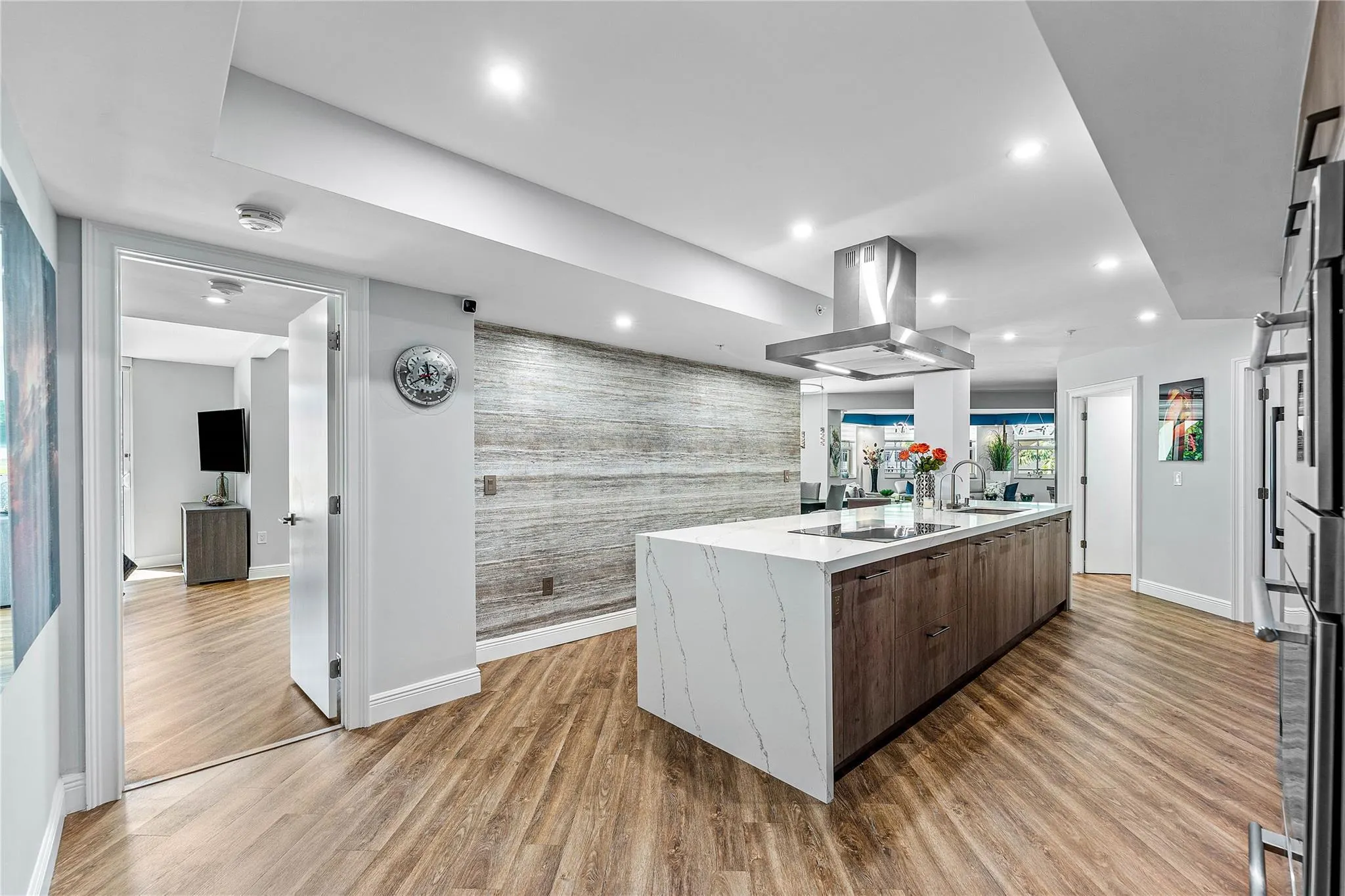 99 SE Mizner Blvd, #231