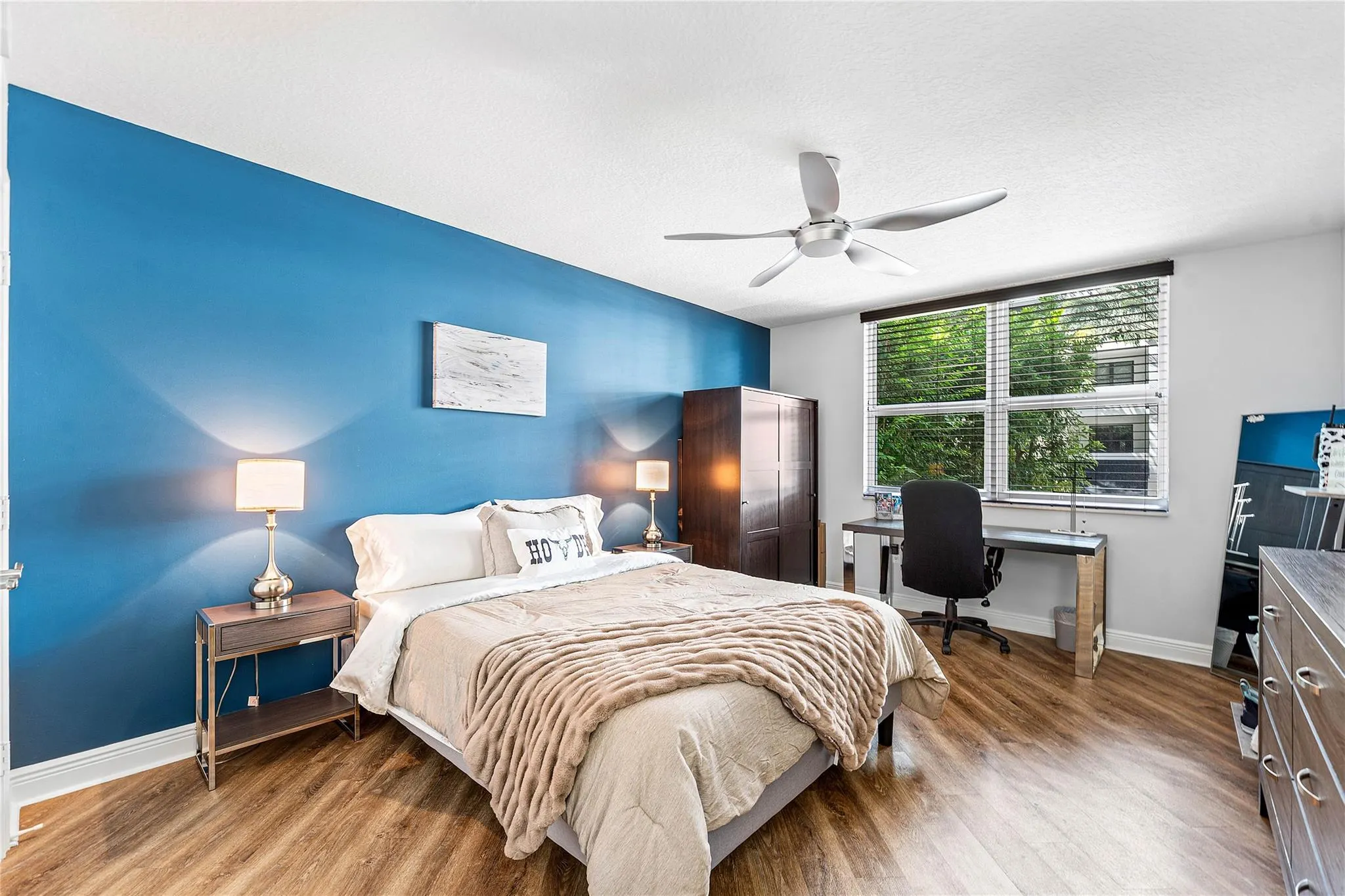 99 SE Mizner Blvd, #231