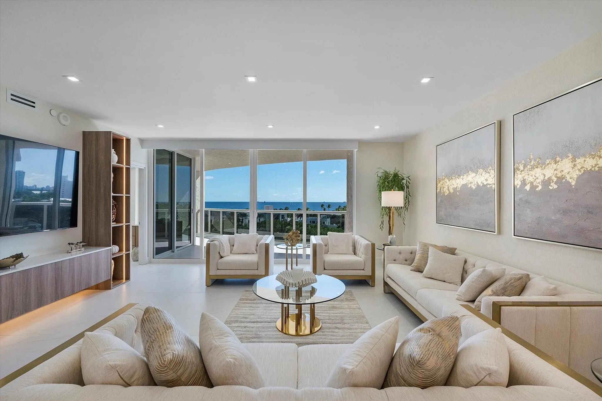 3100 N Ocean Blvd, #704