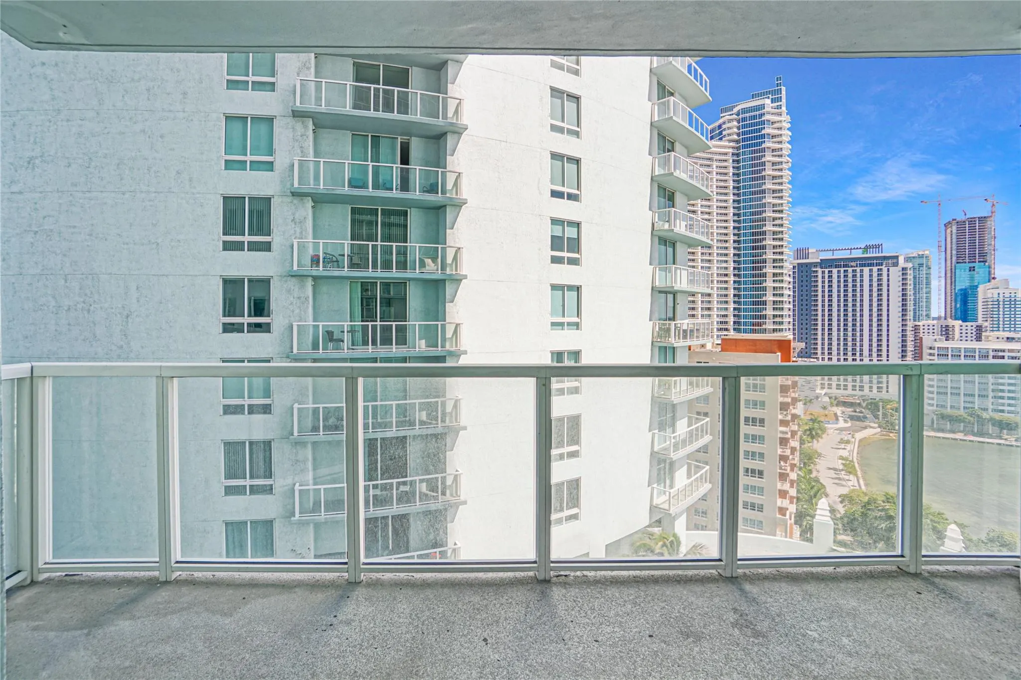 1900 N Bayshore Dr, #1710