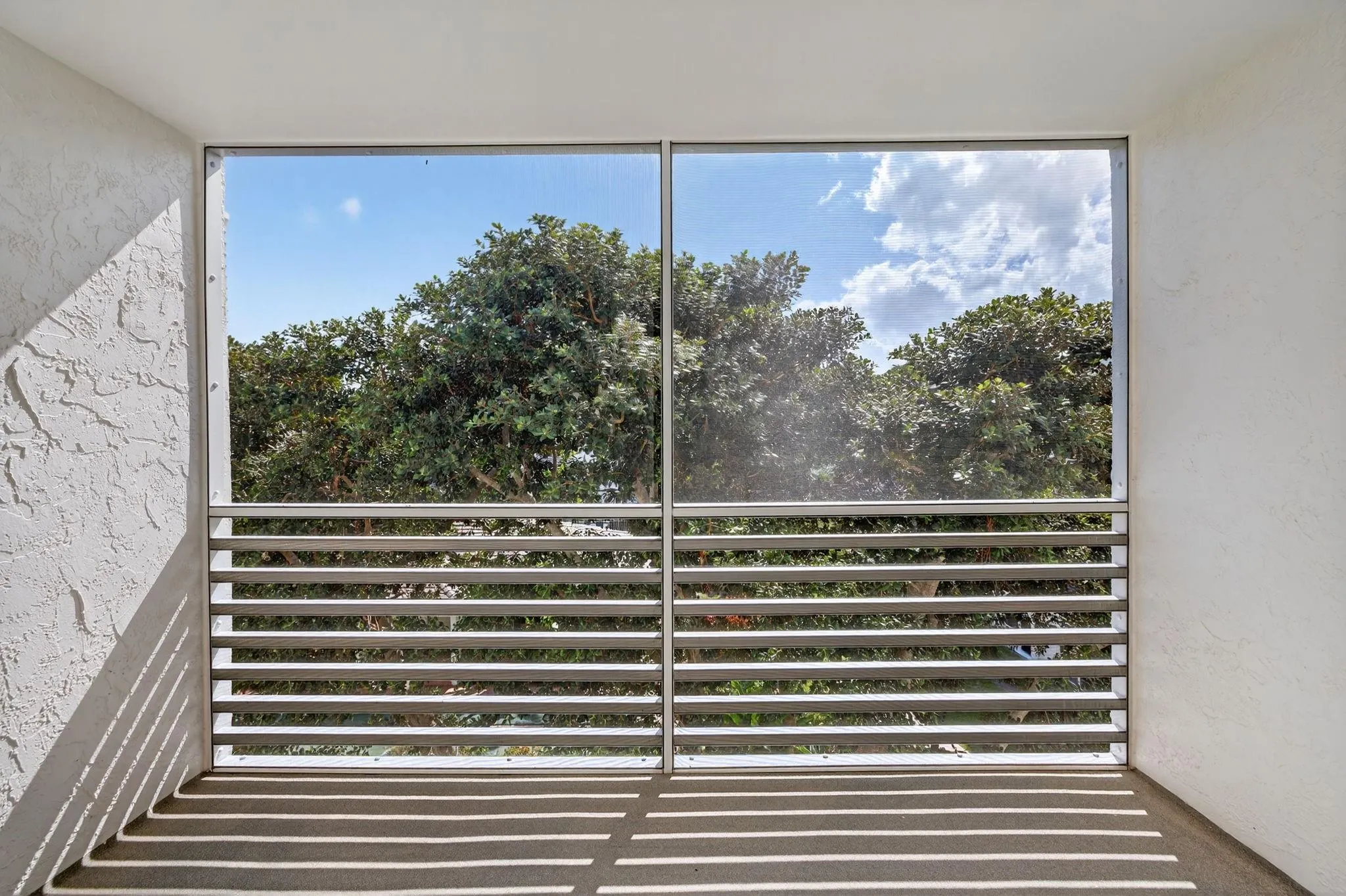 1541 S Ocean Blvd, #405