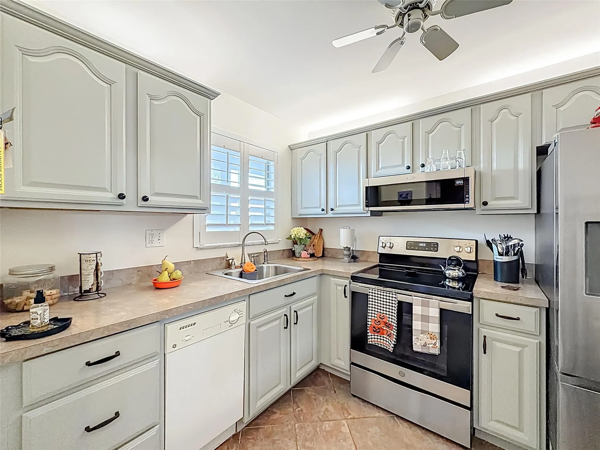 6570 Royal Palm Boulevard #312