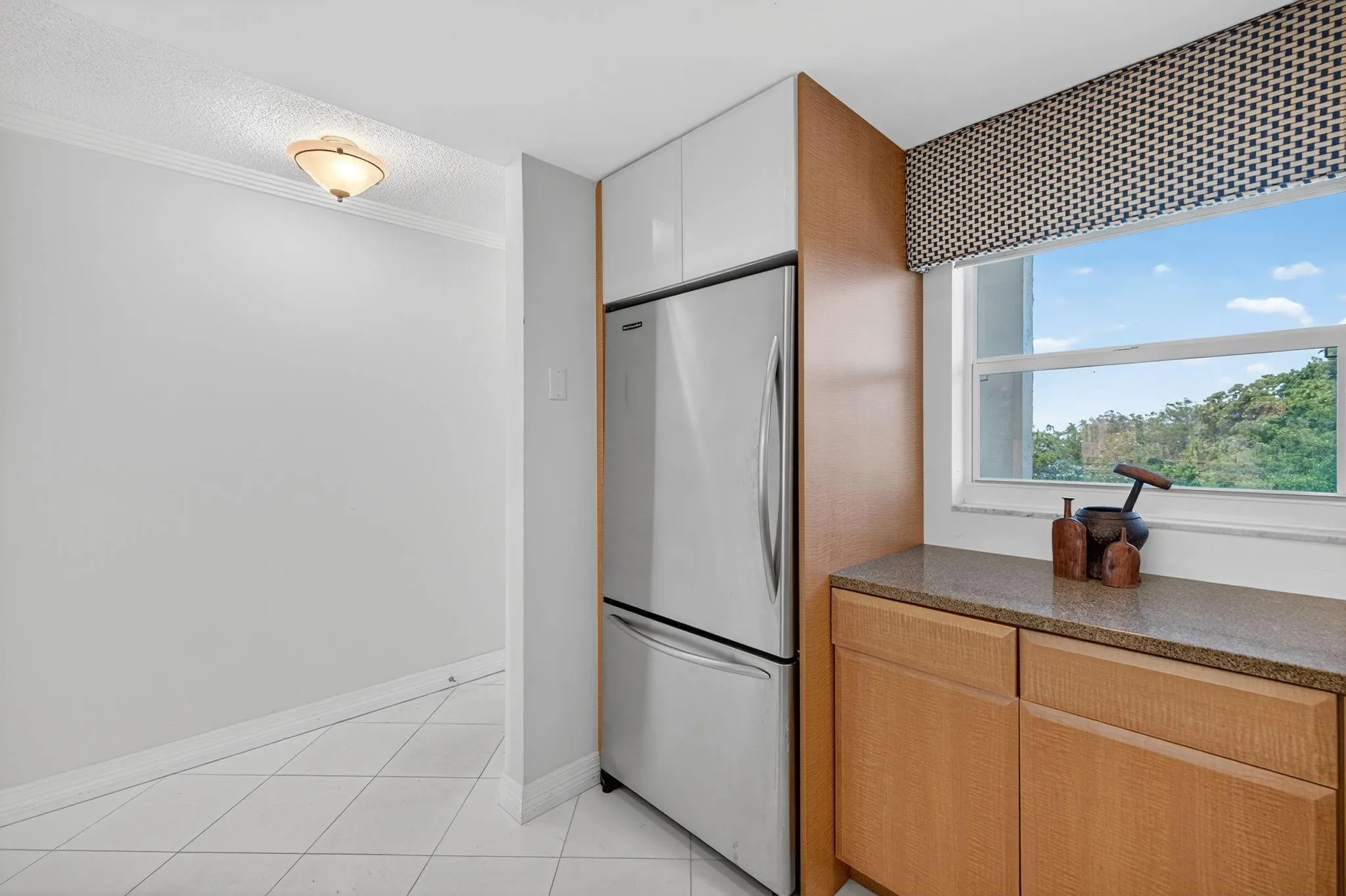 1541 S Ocean Blvd, #406