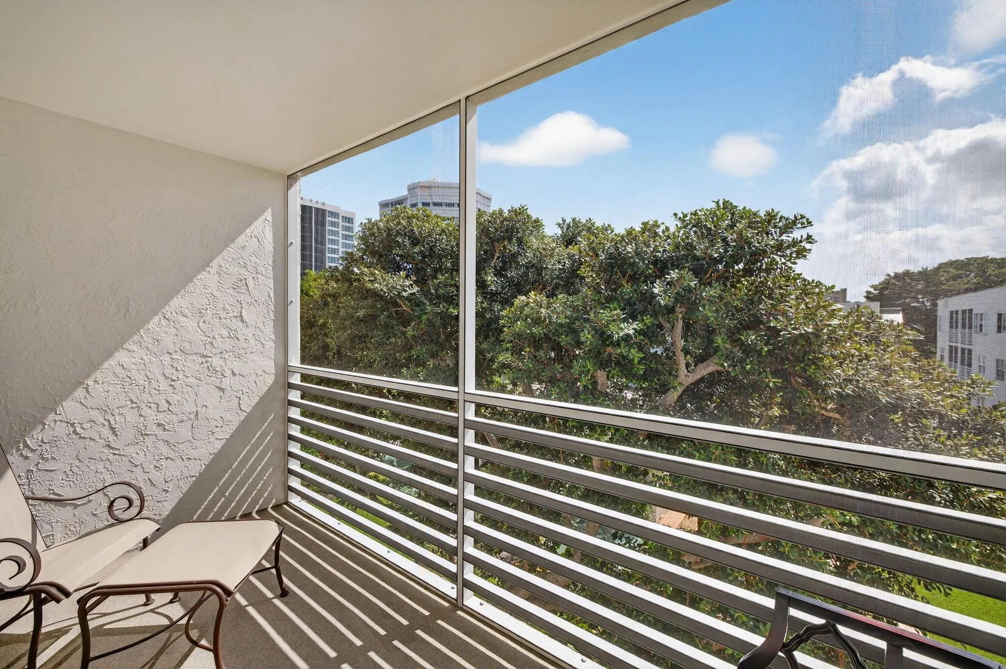 1541 S Ocean Blvd, #406