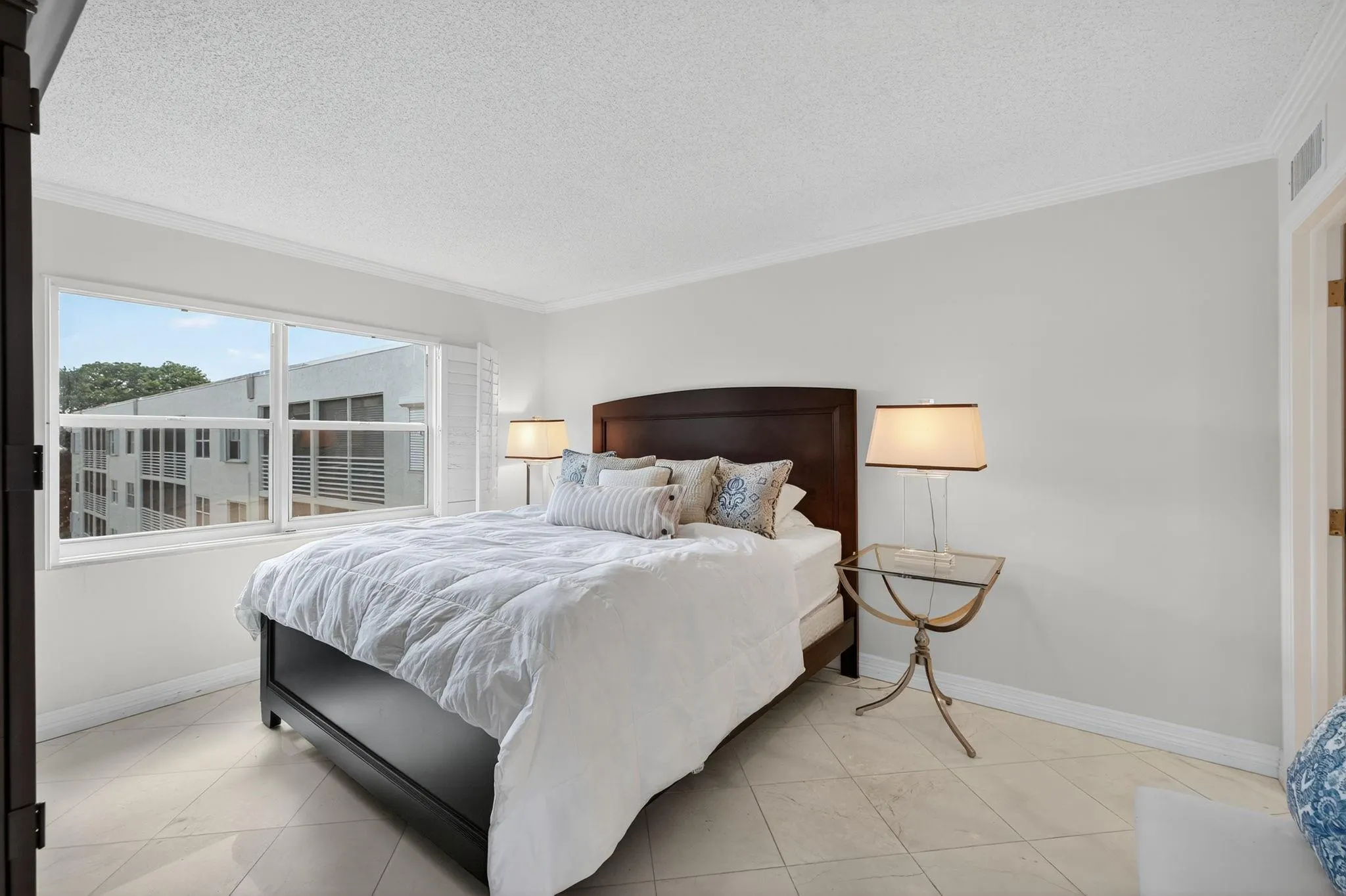 1541 S Ocean Blvd, #406