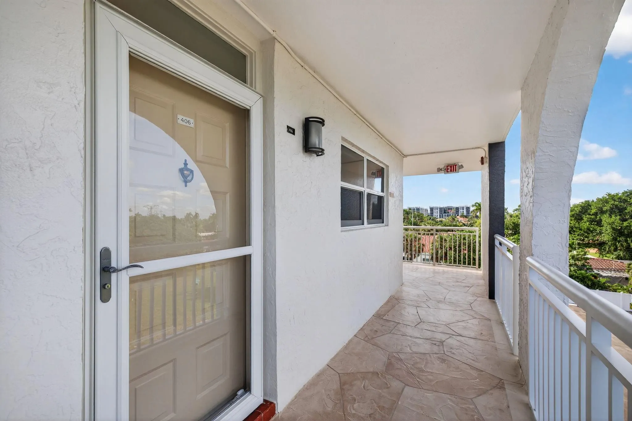 1541 S Ocean Blvd, #406