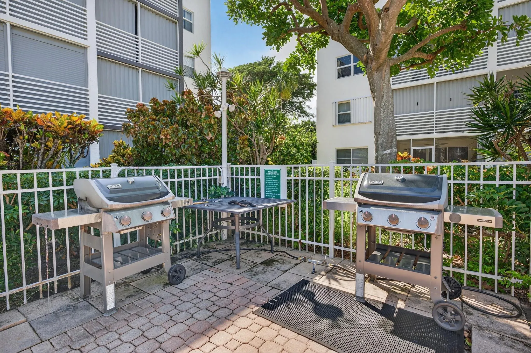 1541 S Ocean Blvd, #406