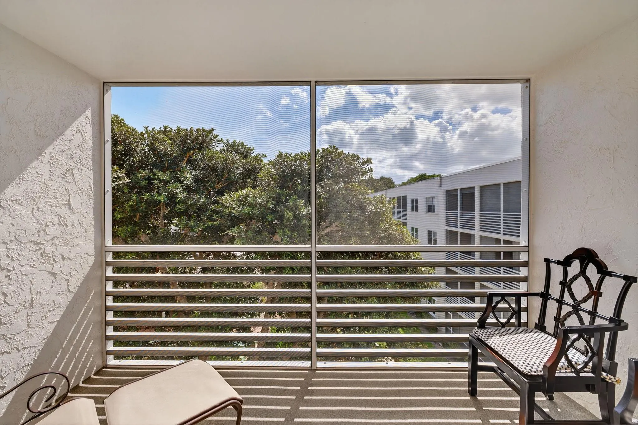 1541 S Ocean Blvd, #406