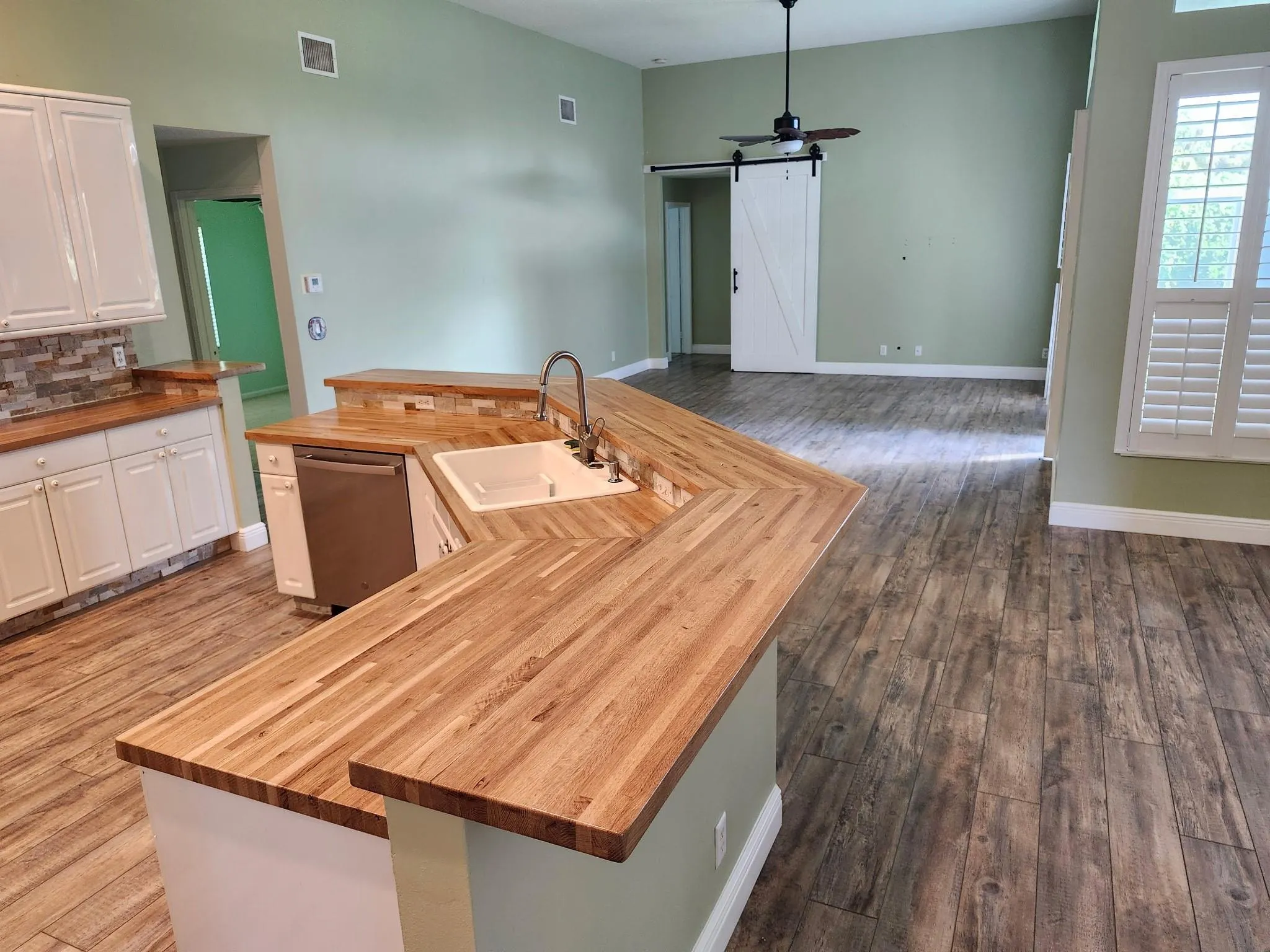 486 Cypress Green Cir