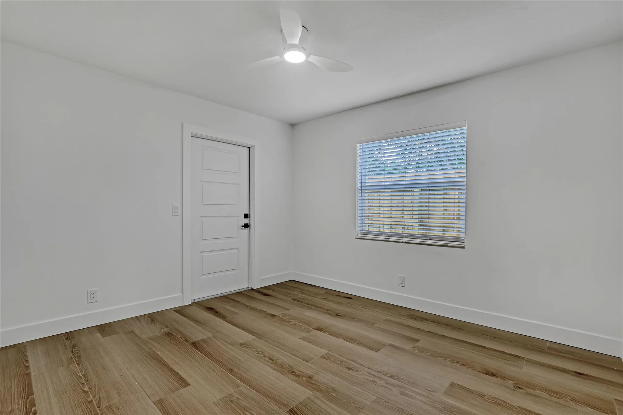 416 W Mango St, #416